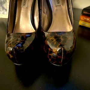 Steve Madden, animal print, platform size 7